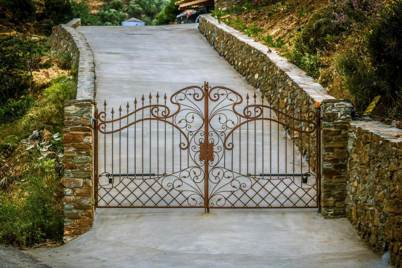 Aegean Muses Villa *
